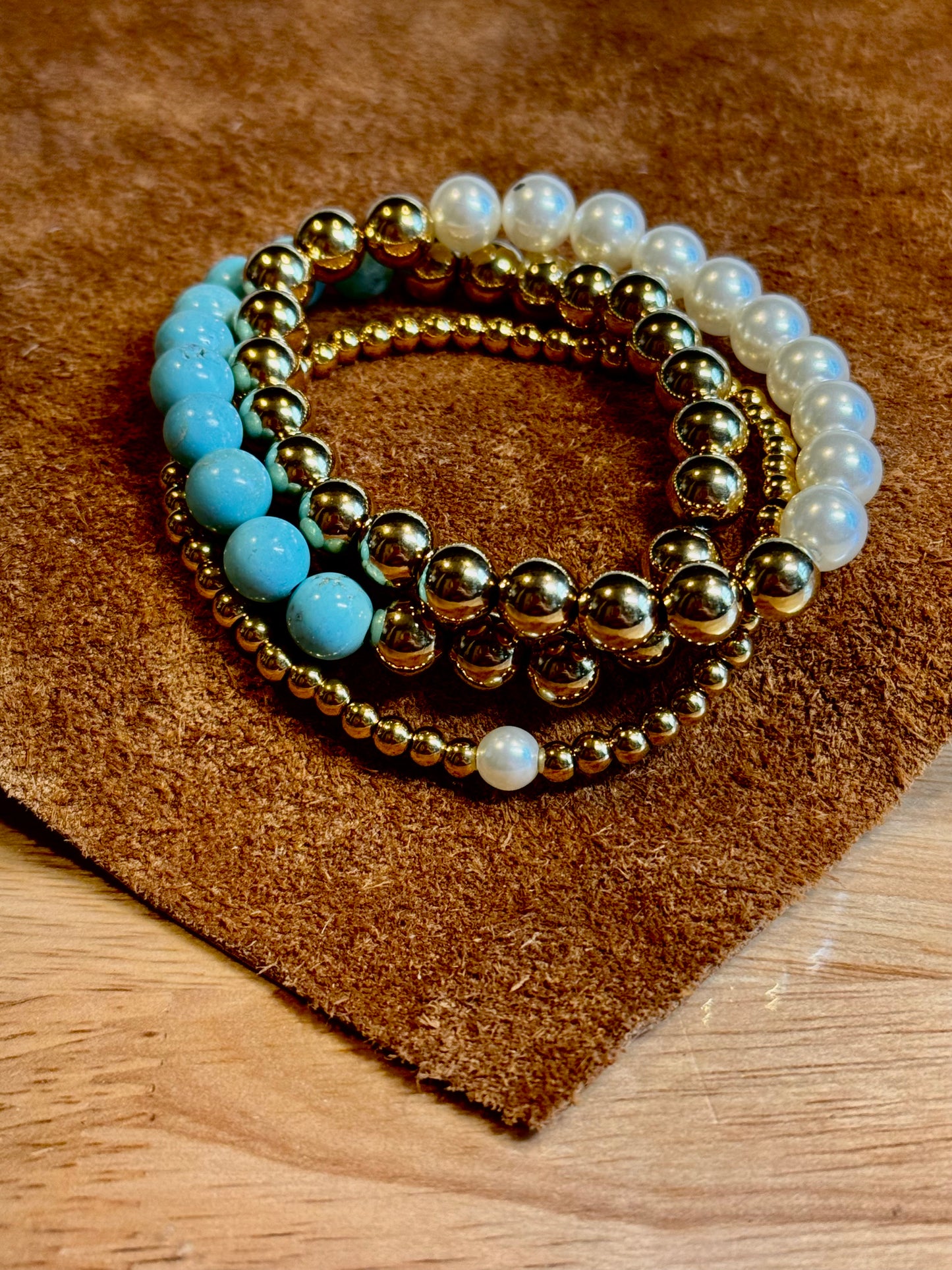 18K Gold PVD Coated Stainless Steel/Pearl 8MM Beaded Stretch Bracelet